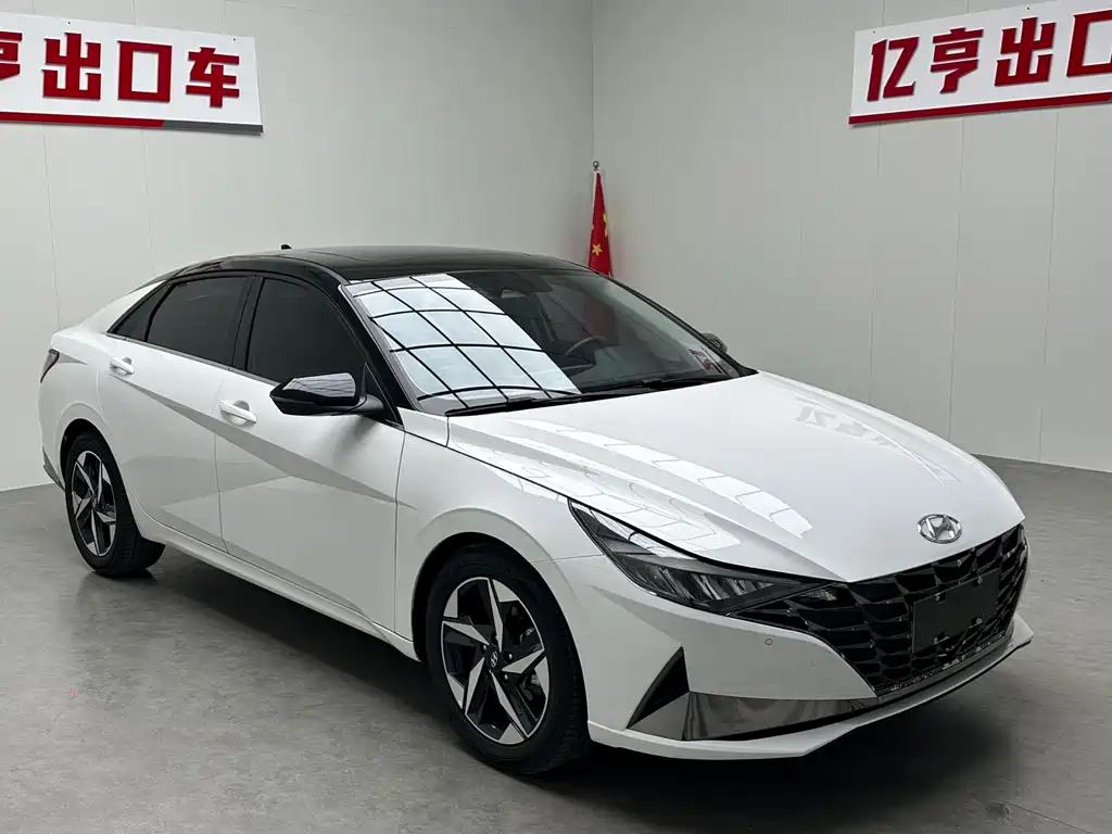 Hyundai Elantra — миниатюра 3