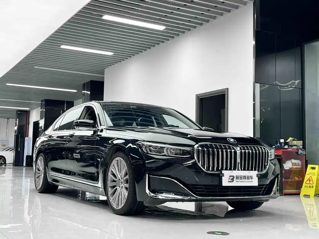 BMW 7 Series — миниатюра 3