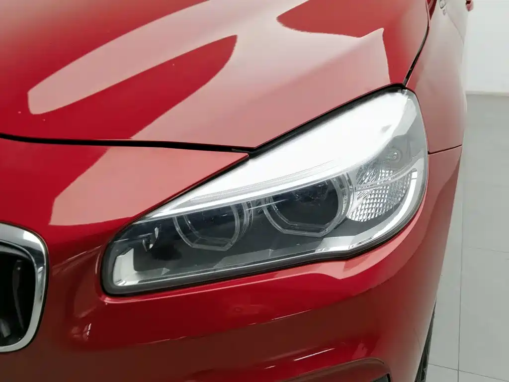 BMW 2 Series Active Tourer — миниатюра 7