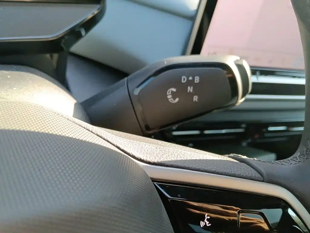 Volkswagen ID.4 X — миниатюра 10