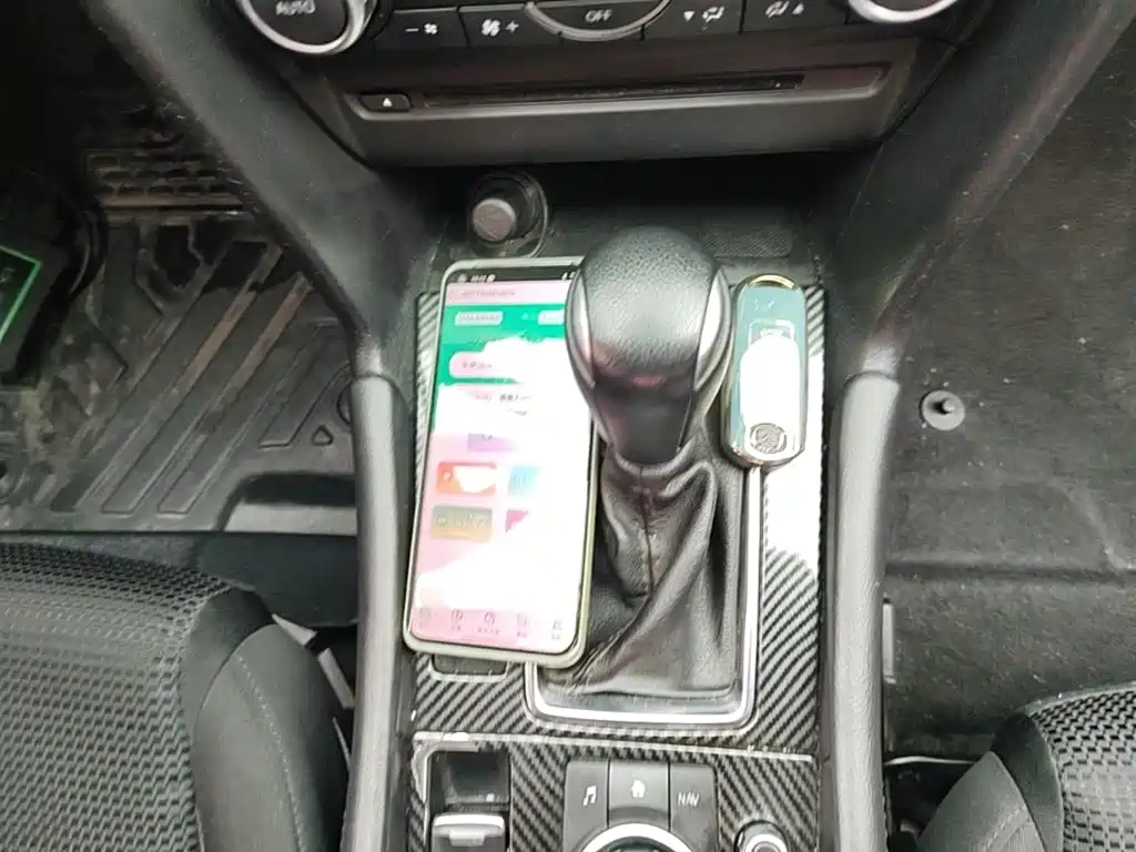 Mazda 3 Axela — миниатюра 14