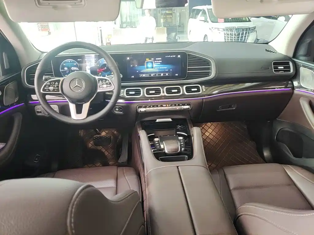 Mercedes-Benz GLE (Import) — миниатюра 10
