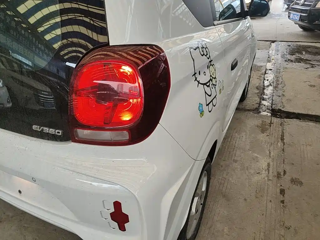 Roewe Clever — миниатюра 8