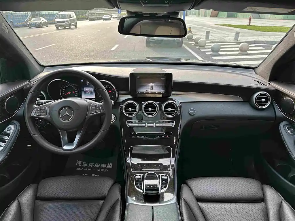 Mercedes-Benz GLC — миниатюра 5