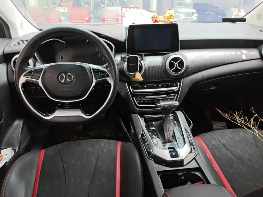 BAIC Senova D50 — миниатюра 10
