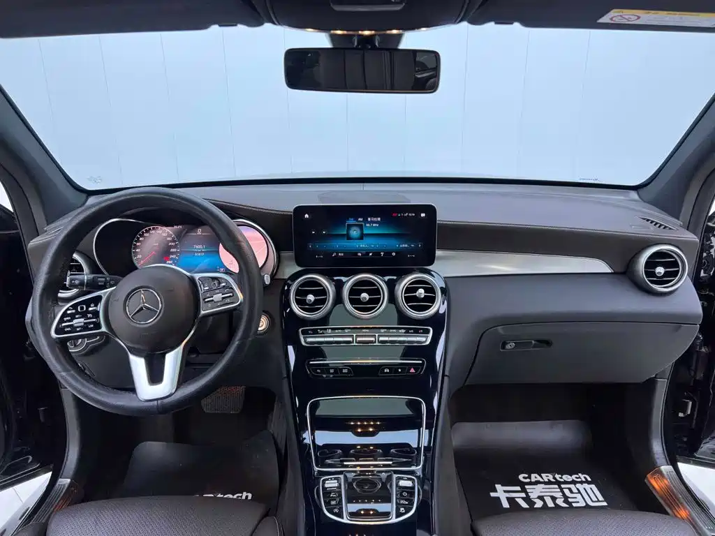 Mercedes-Benz GLC — миниатюра 17