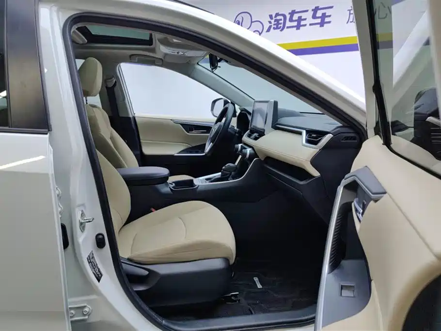 TOYOTA RAV4 RONGFANG