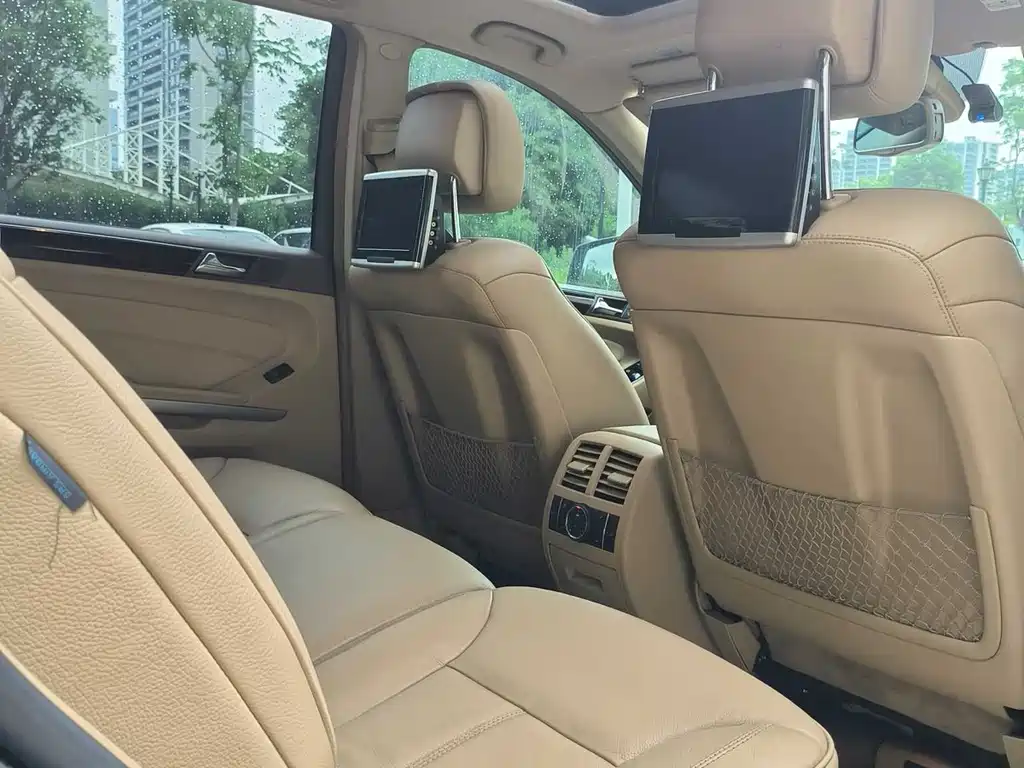 Mercedes-Benz GL 2011 GL 450 Luxury Grand Edition