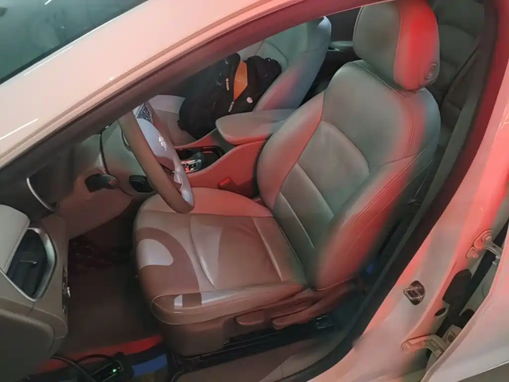Chevrolet Malibu XL — миниатюра 15