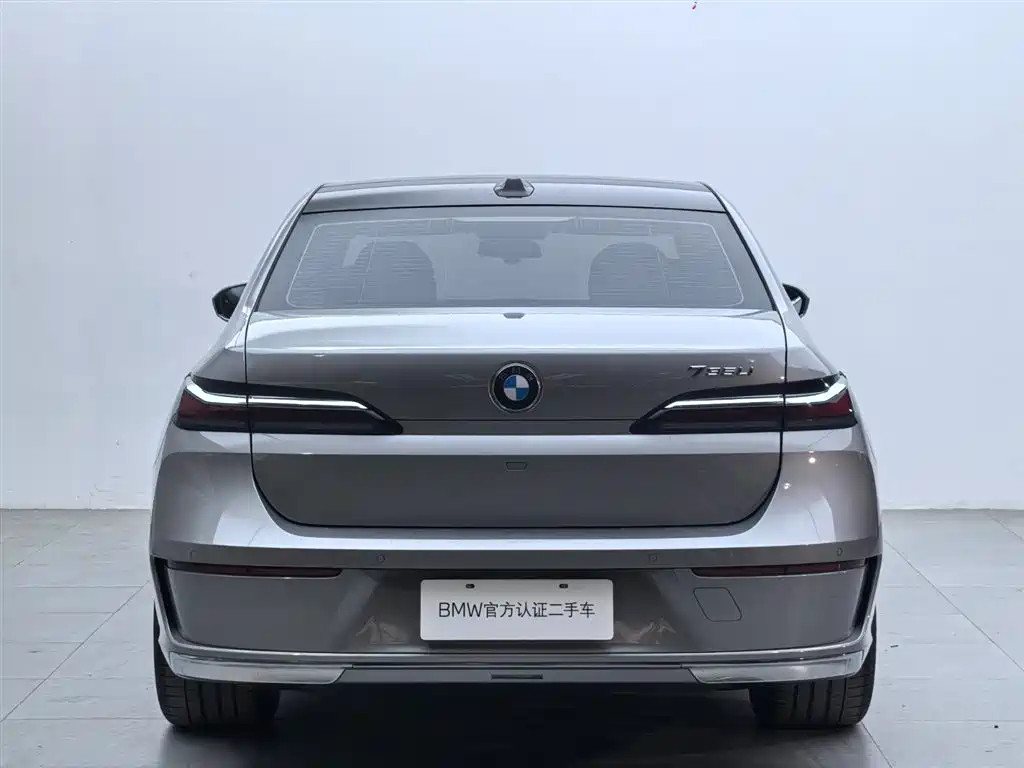 BMW 7 Series 7 2023 735Li Luxury