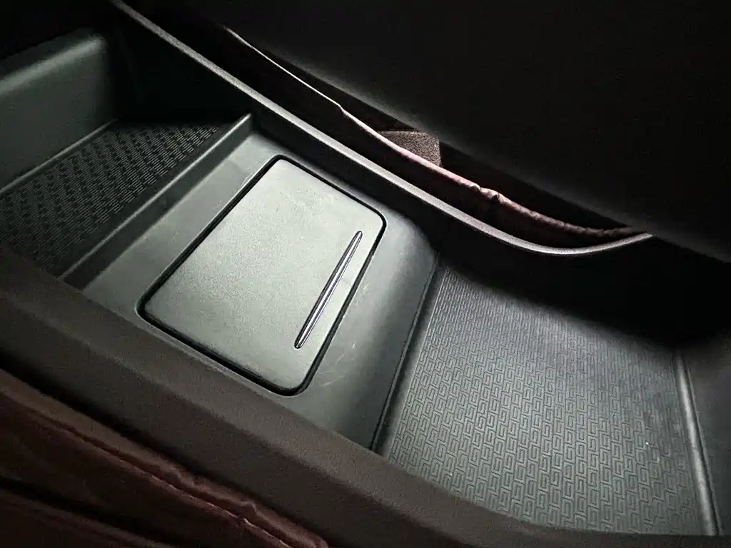 Geely Jia Ji — миниатюра 38