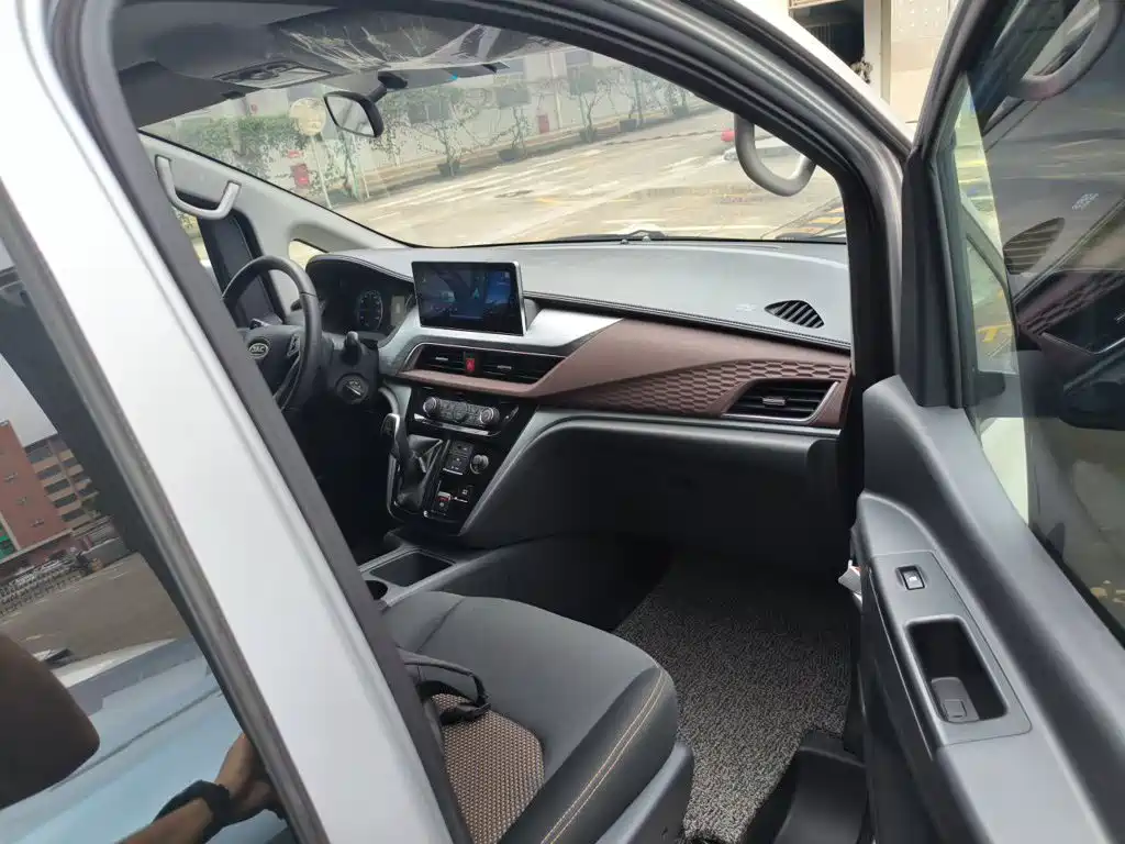 JAC Refine 瑞风E3 — миниатюра 18