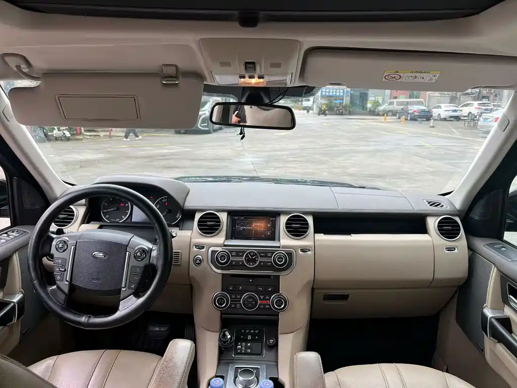 Land Rover Discovery 2016 3.0 SC V6 HSE