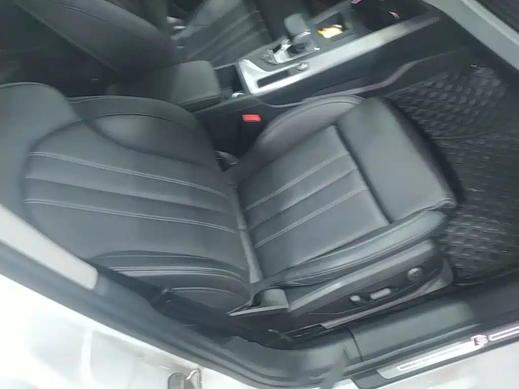 Audi A4L — миниатюра 25
