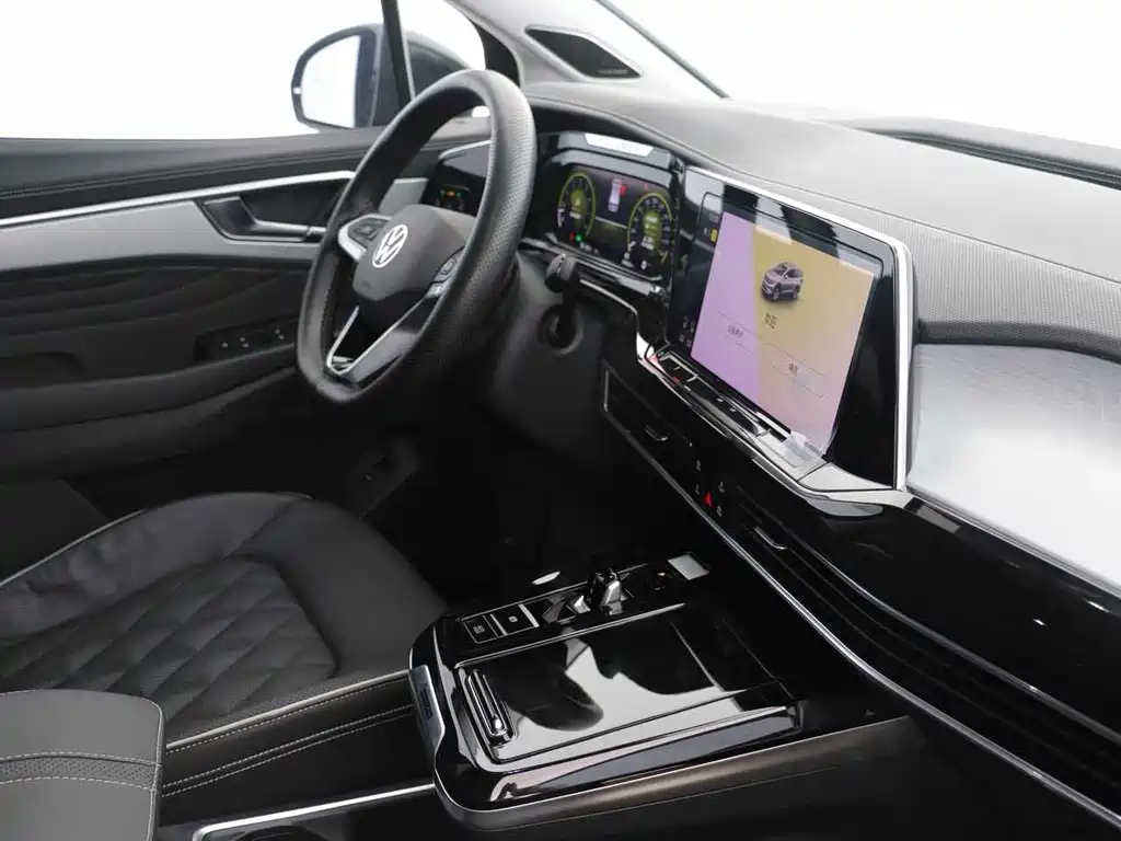 Volkswagen Viloran 2022 530TSI Flagship Pro 6 мест