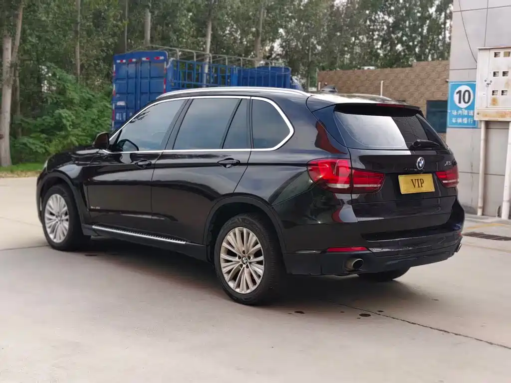BMW X5 (Import) — миниатюра 8