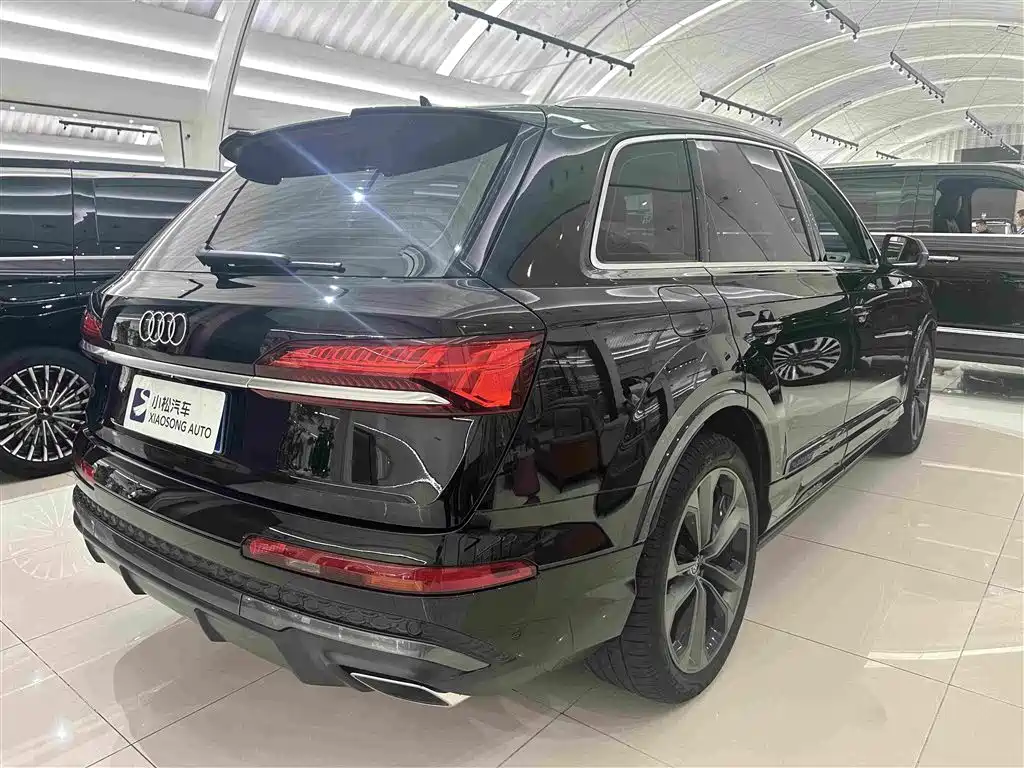 Audi Q7 — миниатюра 16
