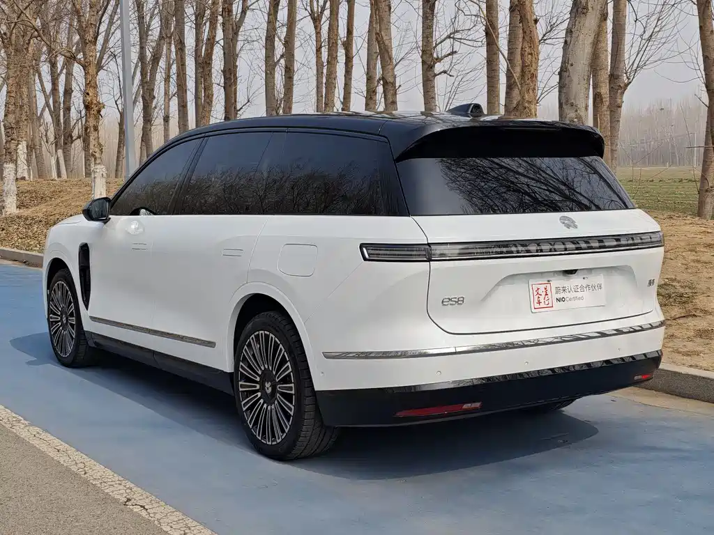 NIO NIO ES8