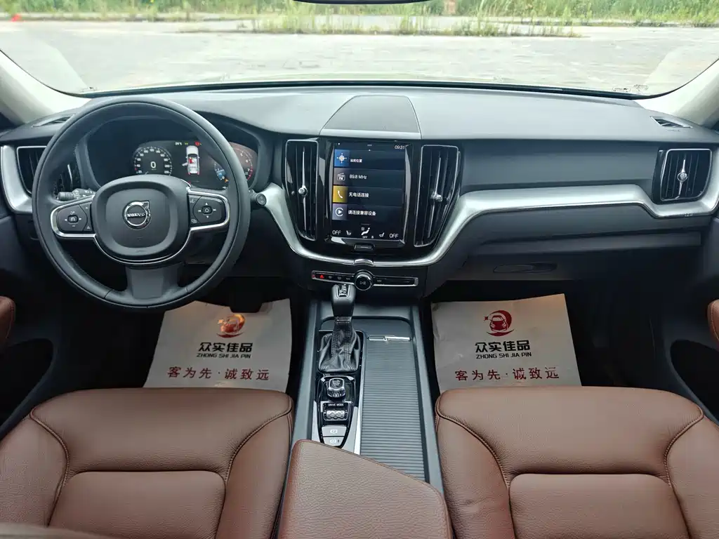 Volvo XC60 — миниатюра 5
