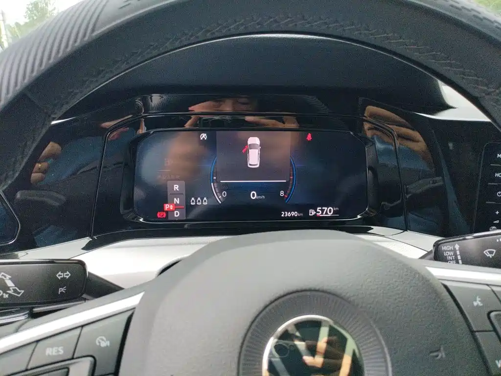 Volkswagen Golf — миниатюра 12
