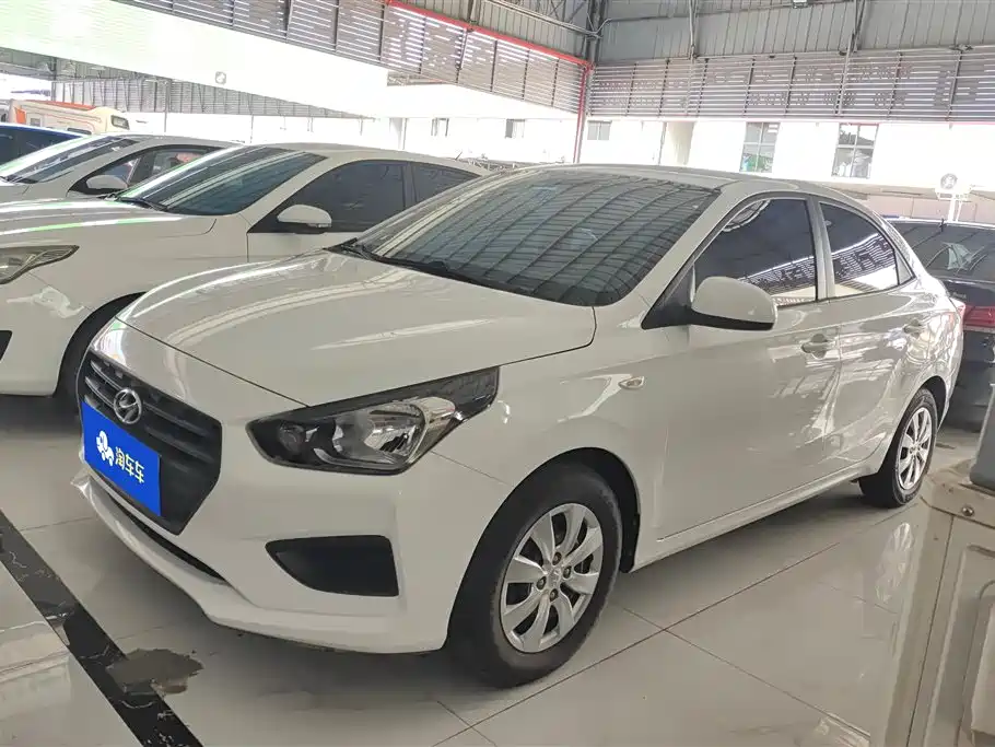 Купить Hyundai Verna