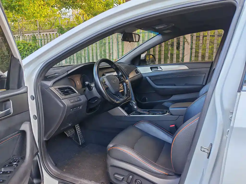 Hyundai Sonata — миниатюра 4