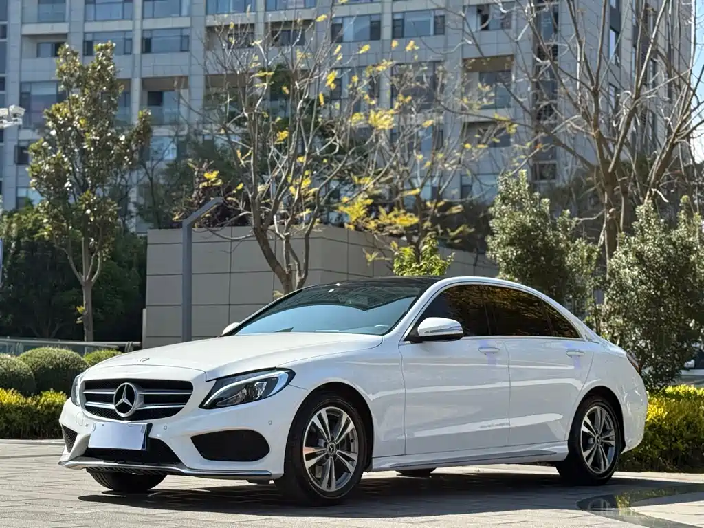 Mercedes-Benz C-Class 2018