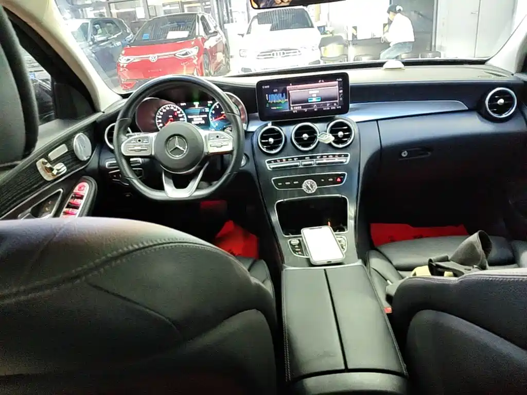 Mercedes-Benz C-Class — миниатюра 10