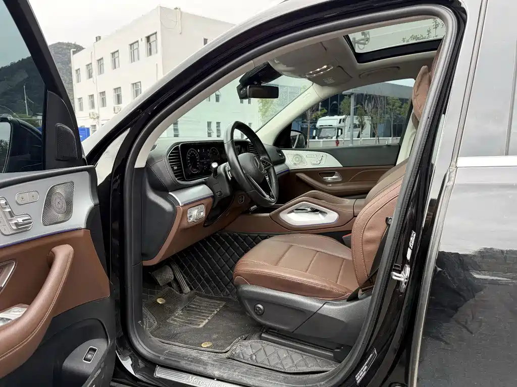 Mercedes-Benz GLS — миниатюра 4