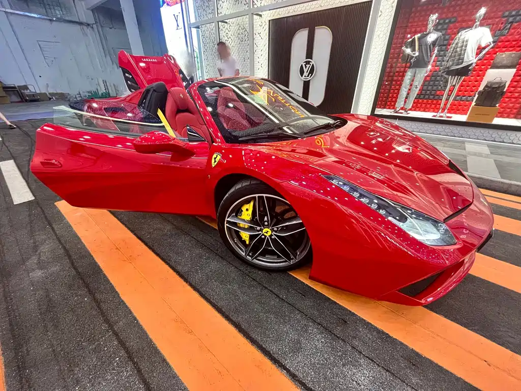 Ferrari 488 488 Spider, фото 2