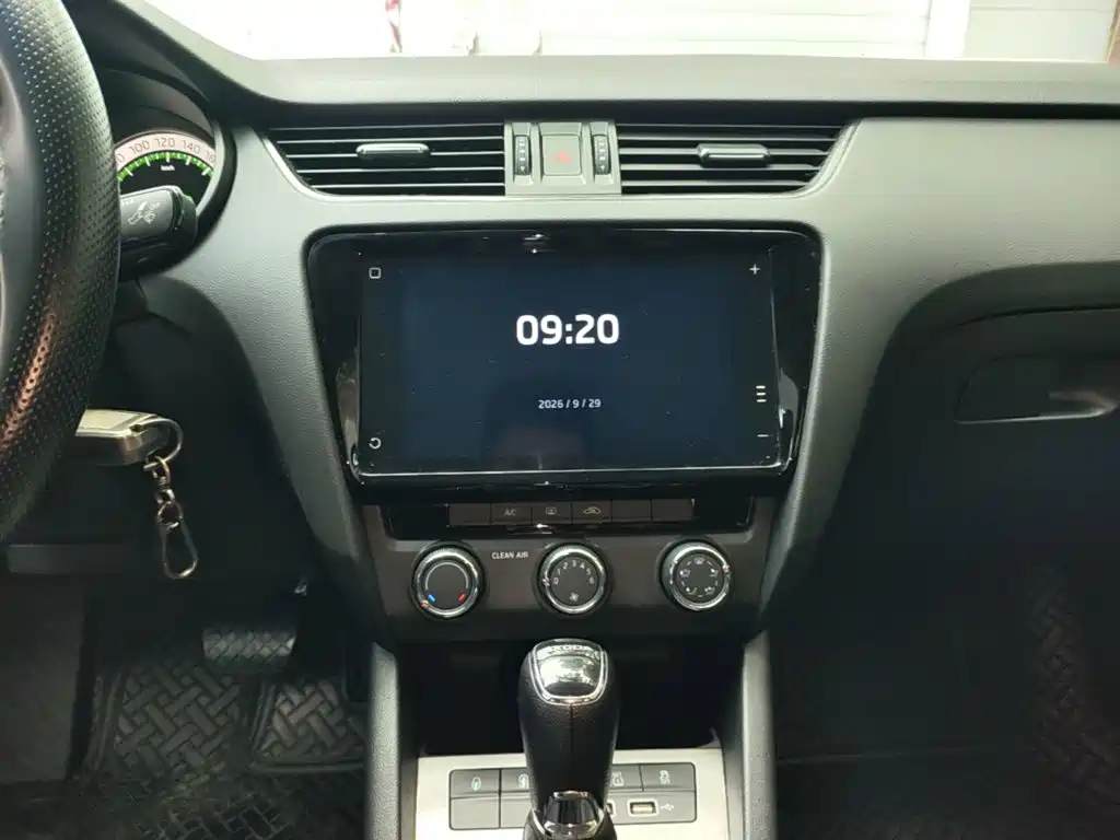 Skoda Octavia — миниатюра 13