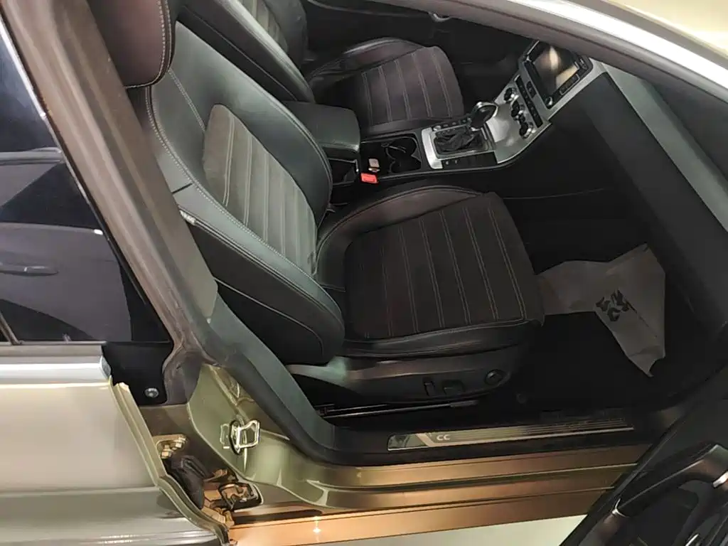 Volkswagen CC — миниатюра 25