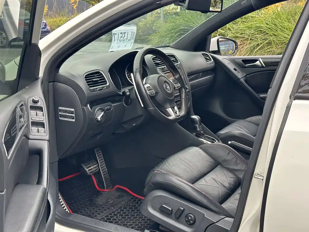 Volkswagen Golf GTI GTI 2012 2.0TSI GTI