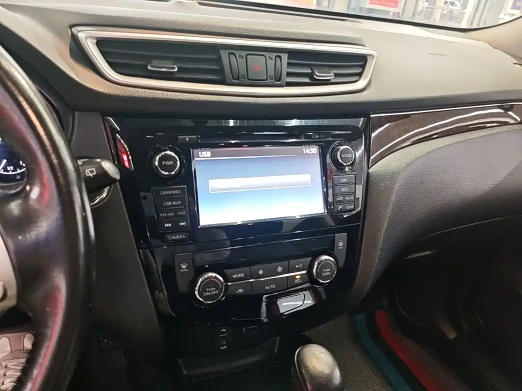 Nissan X-Trail — миниатюра 13