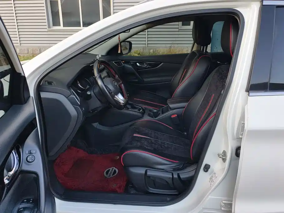 Nissan Qashqai — миниатюра 9