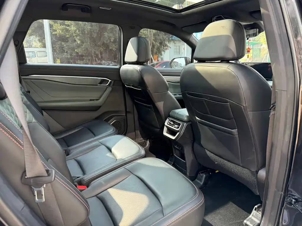 GEELY AUTOMOBILE HAOYUE L