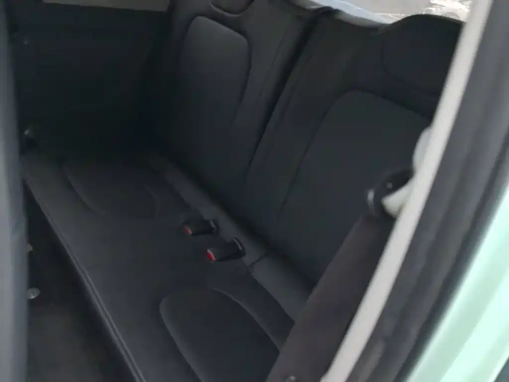 Wuling MINIEV — миниатюра 13