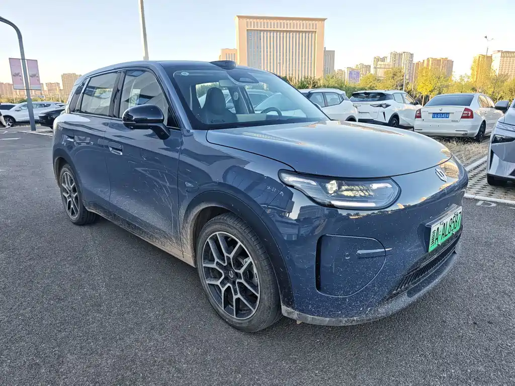 Leapmotor Leapmotor A10 — миниатюра 2