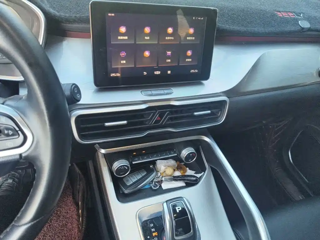 Geely Binyue — миниатюра 6