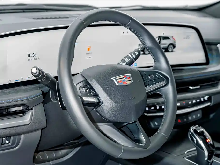 Cadillac XT4 — миниатюра 9