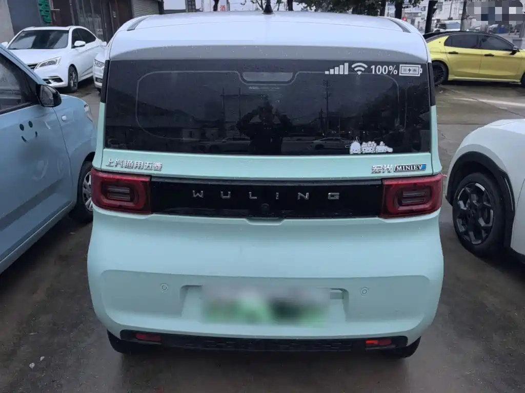 Wuling MINIEV — миниатюра 9