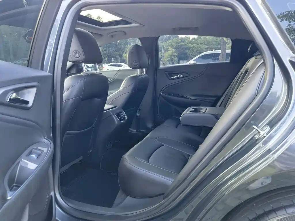 Chevrolet Malibu XL — миниатюра 13