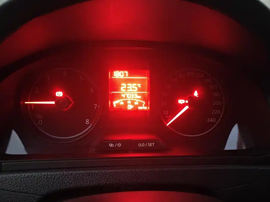 Volkswagen Santana — миниатюра 14
