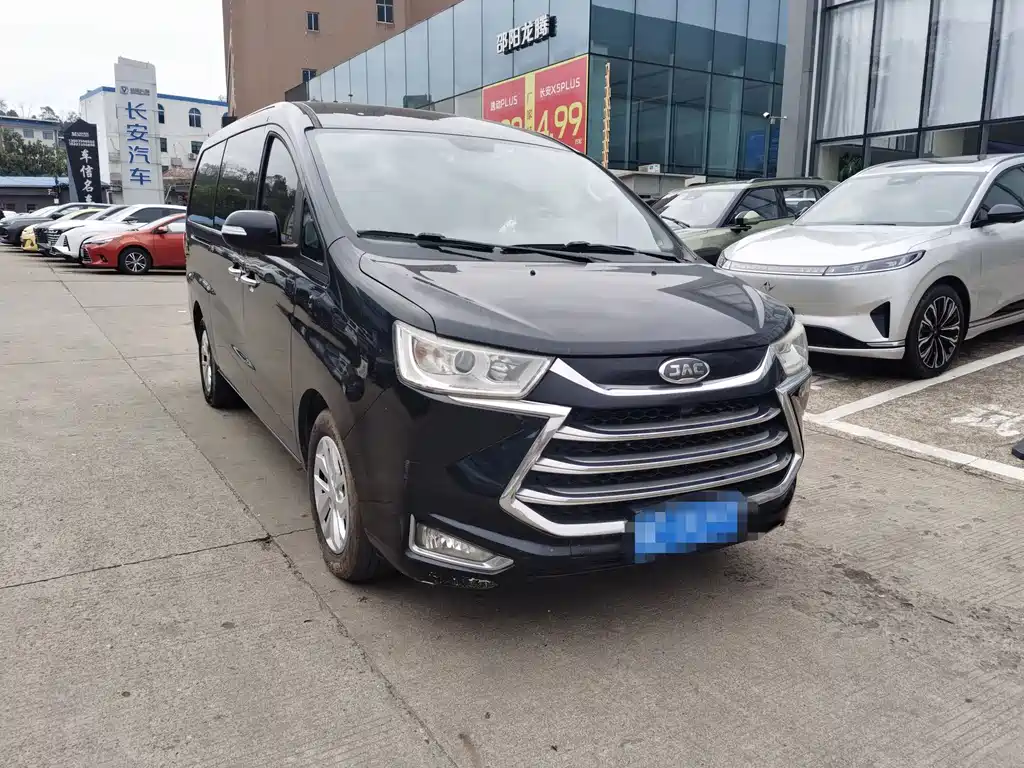 JIANGHUAI RUIFENG M4