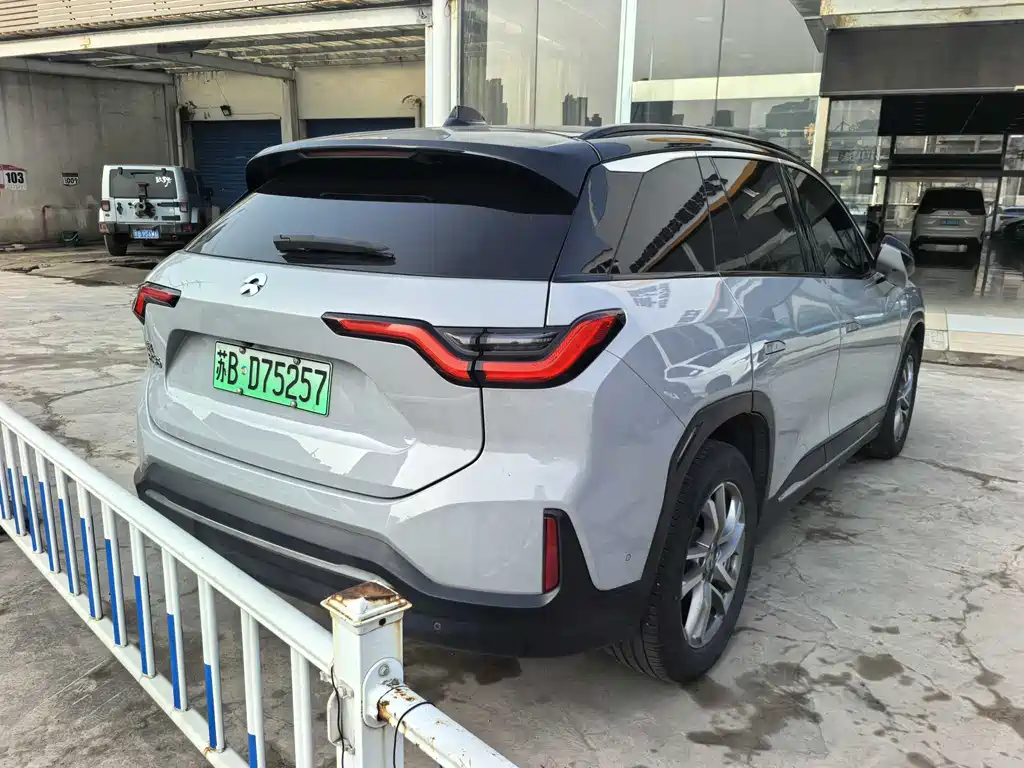 NIO NIO ES6