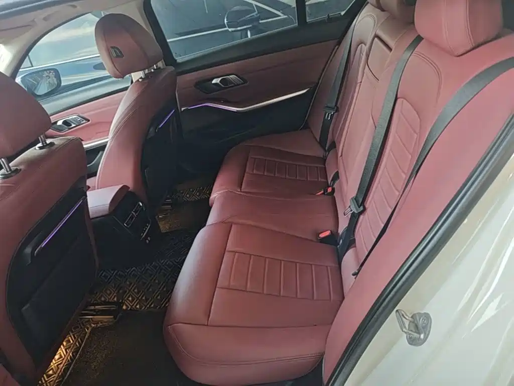 BMW 3 Series — миниатюра 17
