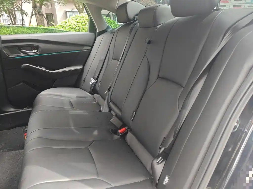 Honda Accord — миниатюра 15