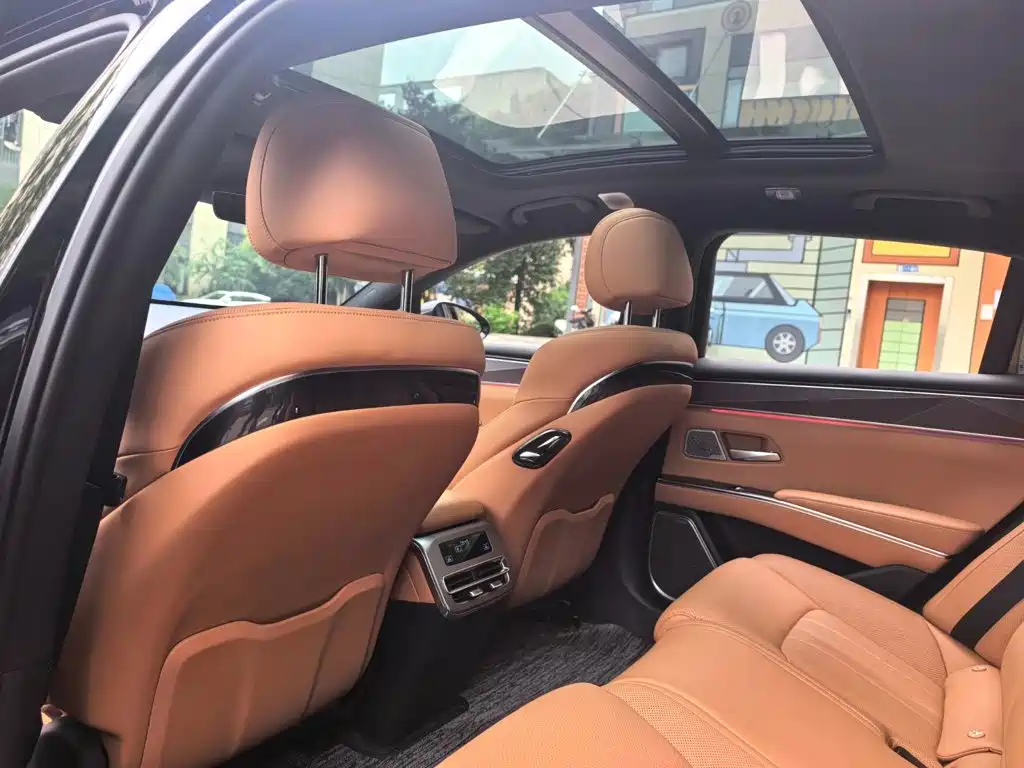 BYD Хань Ли — миниатюра 8