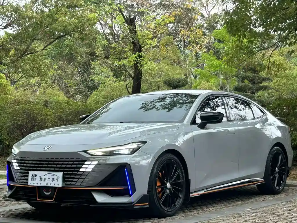 Changan UNI-V 2022