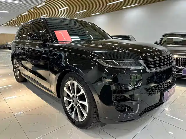 LAND ROVER RANGE ROVER SPORT 2025